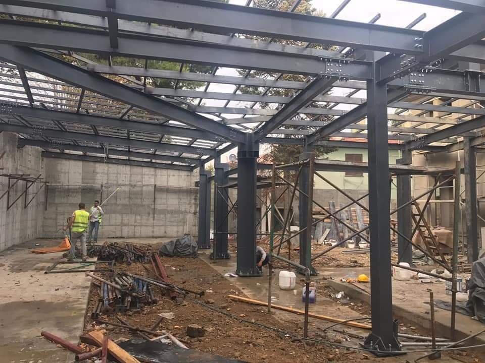 Çelik konstrüksiyon bina